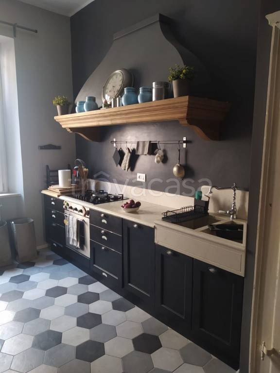 appartamento in vendita ad Alessandria in zona Borgo Rovereto