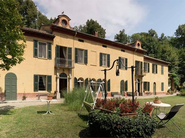 casa indipendente in vendita ad Alessandria in zona Valle San Bartolomeo