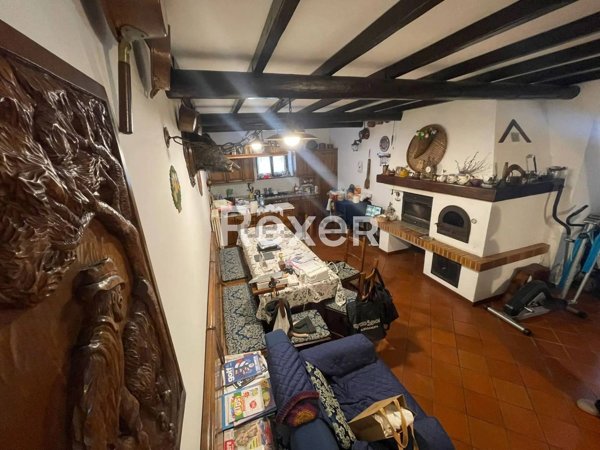 casa indipendente in vendita ad Alessandria in zona Borsalino
