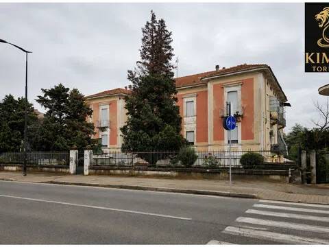 appartamento in vendita ad Alessandria in zona Borgo Cittadella