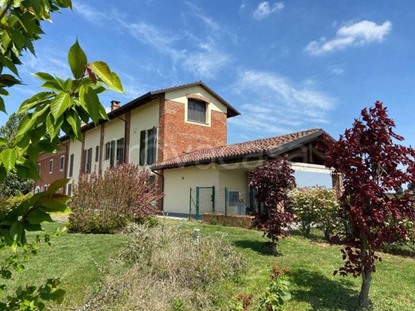 casa indipendente in vendita ad Alessandria