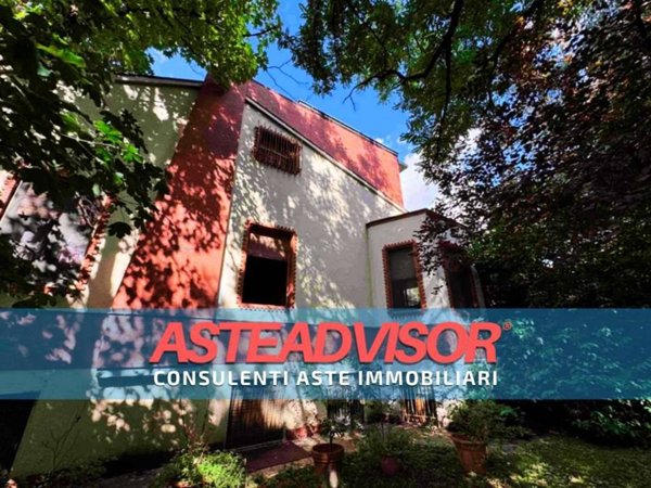 casa indipendente in vendita ad Alessandria in zona Spinetta Marengo