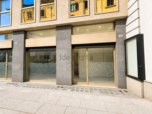 locale commerciale in vendita ad Alessandria in zona Centro Città