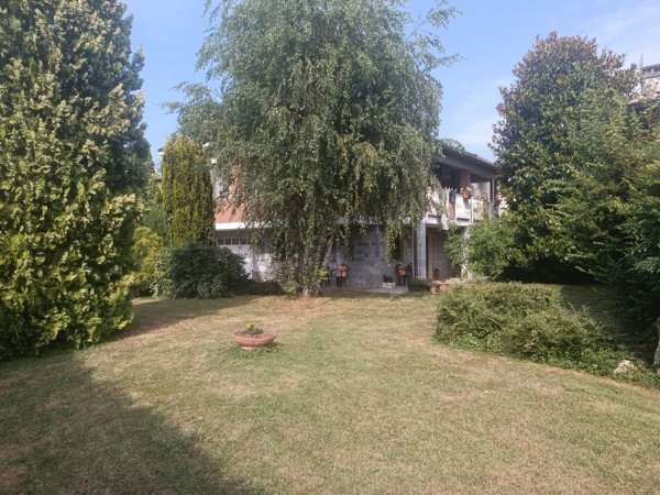 casa indipendente in vendita ad Alessandria