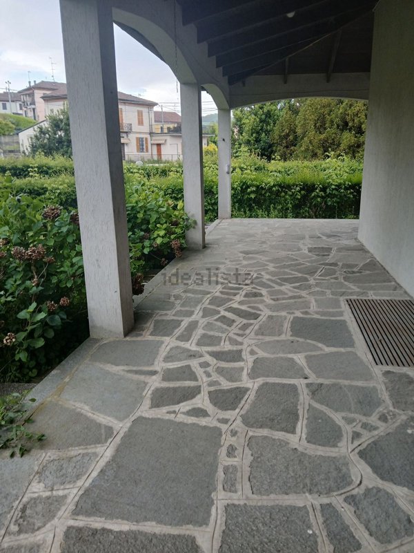appartamento in vendita ad Alessandria in zona Valle San Bartolomeo