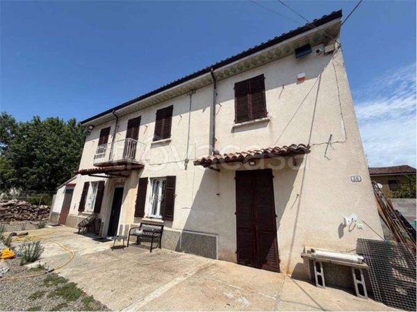 casa indipendente in vendita ad Alessandria in zona San Giuliano Vecchio