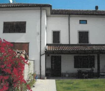 casa indipendente in vendita ad Alessandria in zona Litta Parodi