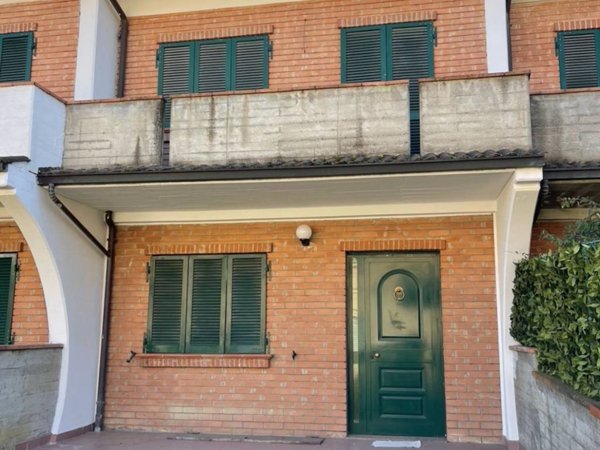 casa indipendente in vendita ad Alessandria in zona Cantalupo