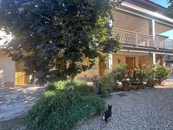 casa indipendente in vendita ad Alessandria in zona Mandrogne