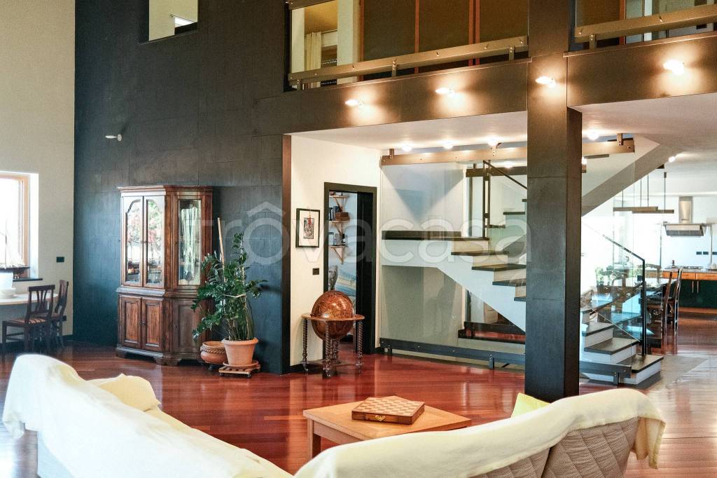 casa indipendente in vendita ad Alessandria in zona Valle San Bartolomeo