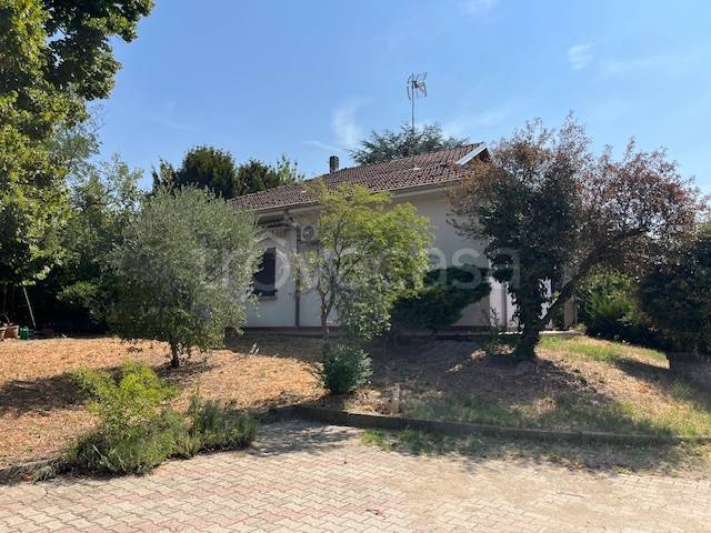 casa indipendente in vendita ad Alessandria in zona Valle San Bartolomeo
