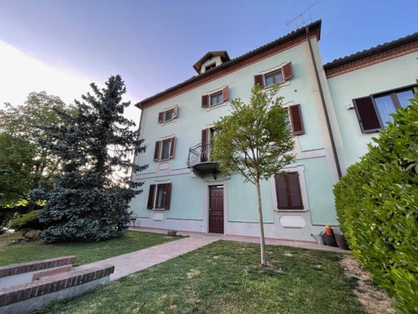 casa indipendente in vendita ad Alessandria in zona Valmadonna