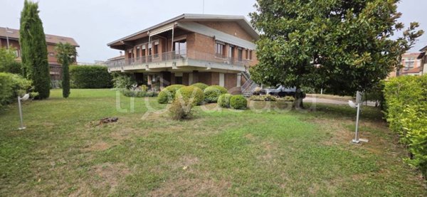 casa indipendente in vendita ad Alessandria in zona Il Cristo