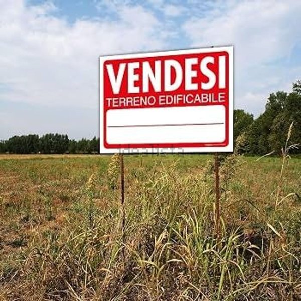 terreno edificabile in vendita ad Alessandria in zona Filippona