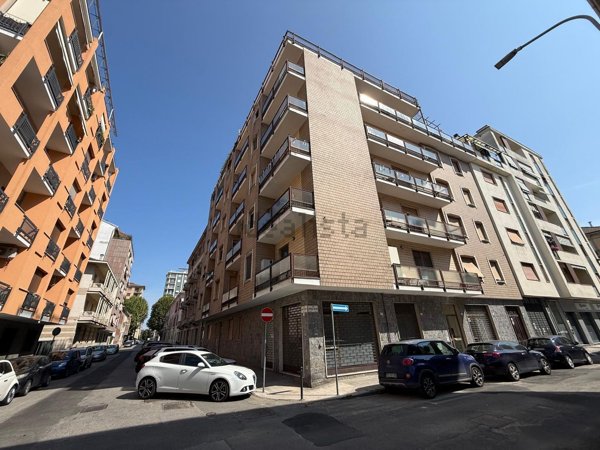 appartamento in vendita ad Alessandria in zona Piazza Matteotti