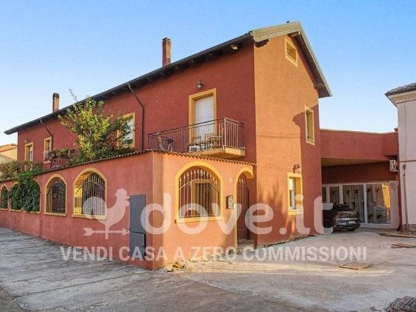 casa indipendente in vendita ad Alessandria in zona Spinetta Marengo