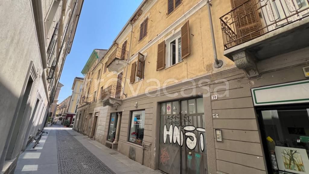 appartamento in vendita ad Alessandria in zona Piazza Garibaldi