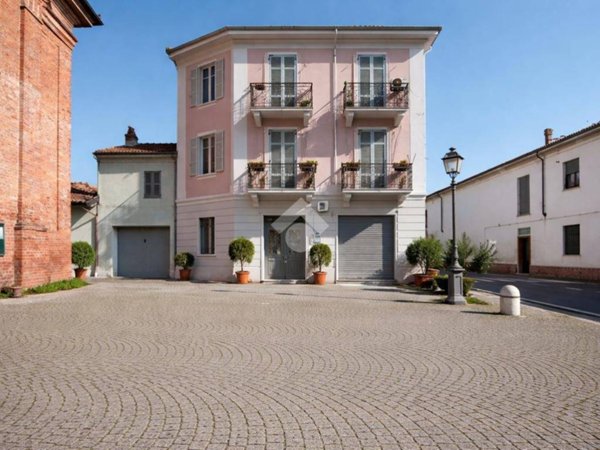 intera palazzina in vendita ad Alessandria in zona Cantalupo