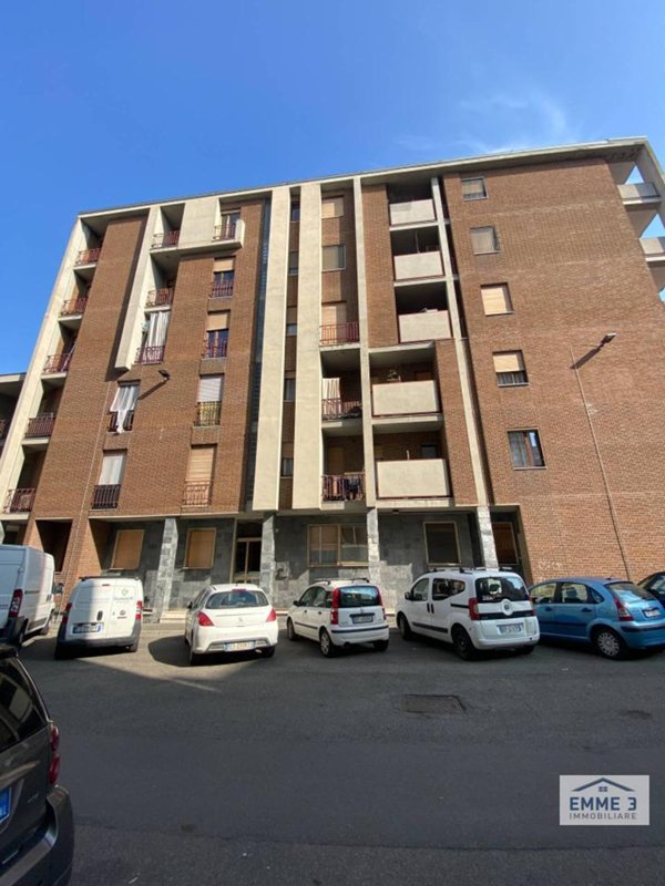 appartamento in vendita ad Alessandria in zona Borgo Rovereto