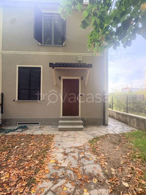 casa indipendente in vendita ad Alessandria in zona Spinetta Marengo