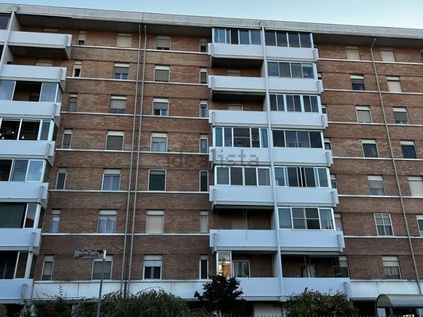 appartamento in vendita ad Alessandria in zona Galimberti