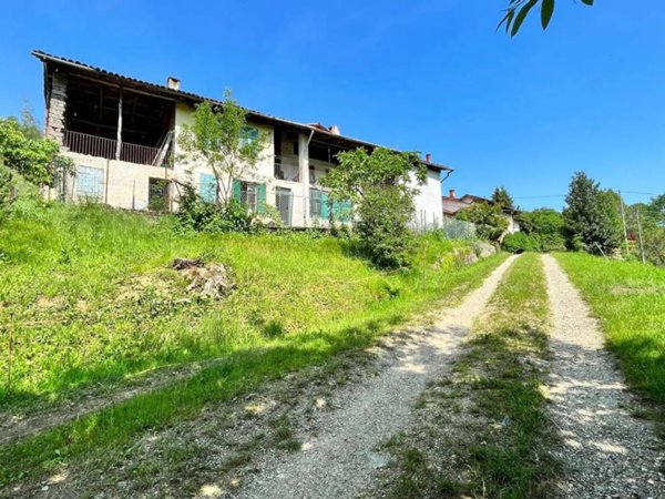 casa indipendente in vendita a Pralungo