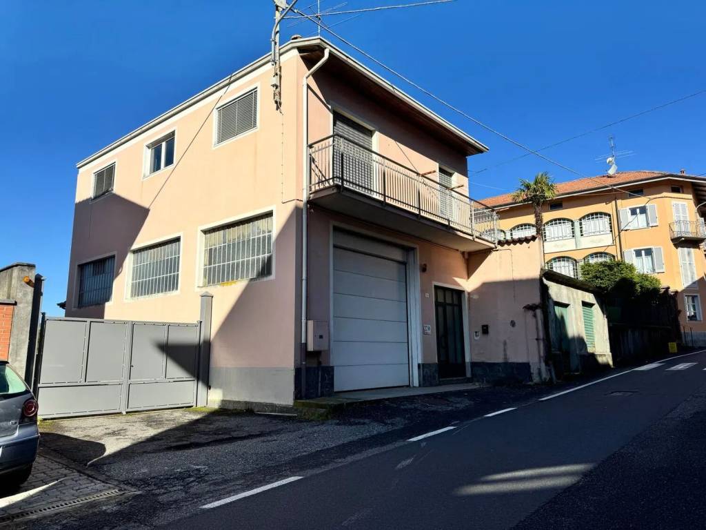 casa indipendente in vendita a Pralungo