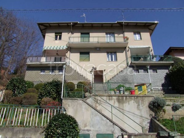 casa indipendente in vendita a Pralungo