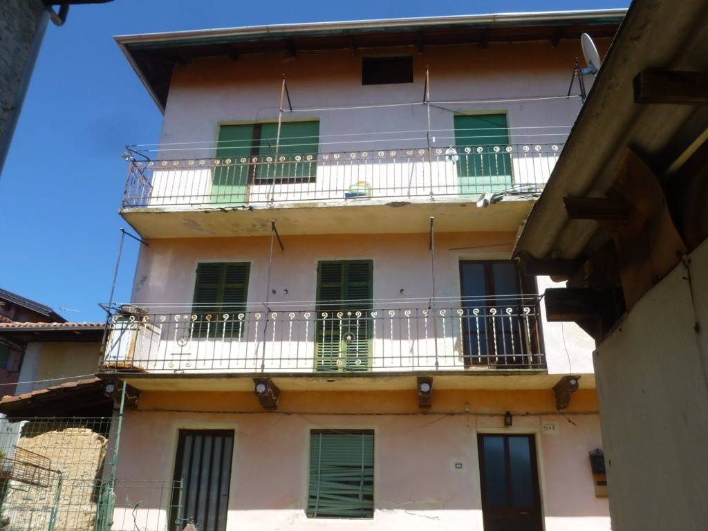 casa indipendente in vendita a Pralungo