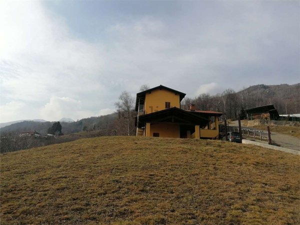 casa indipendente in vendita a Pralungo in zona Sant'Eurosia
