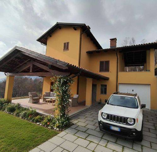 casa indipendente in vendita a Pralungo in zona Sant'Eurosia