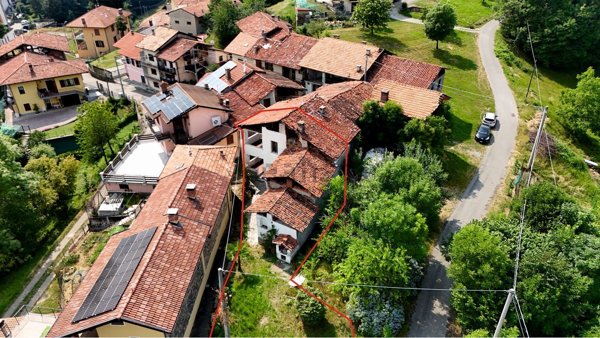 pentavano in vendita a Pralungo in zona Sant'Eurosia