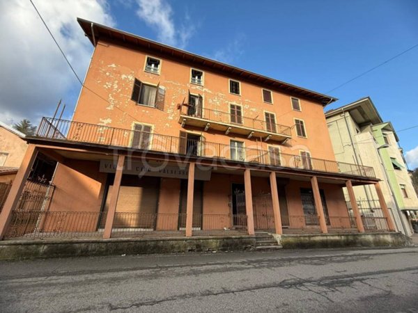 casa indipendente in vendita a Pray