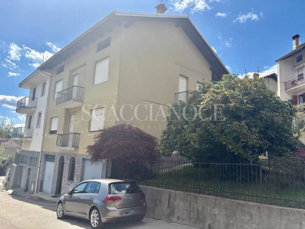 casa indipendente in vendita a Pray