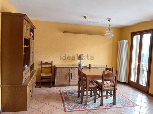 casa indipendente in vendita a Pray