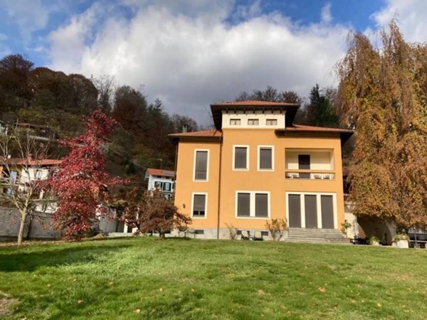 casa indipendente in vendita a Pray