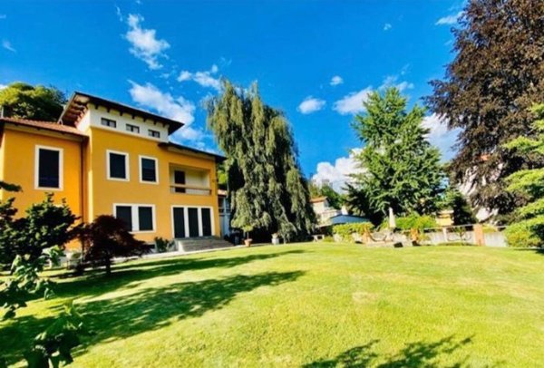 casa indipendente in vendita a Pray