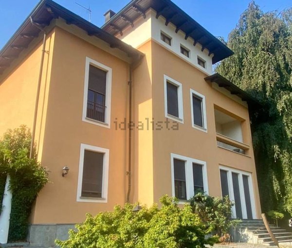 casa indipendente in vendita a Pray