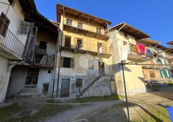 casa indipendente in vendita a Ronco Biellese