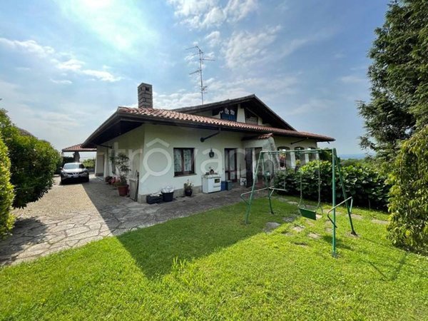 casa indipendente in vendita a Ronco Biellese
