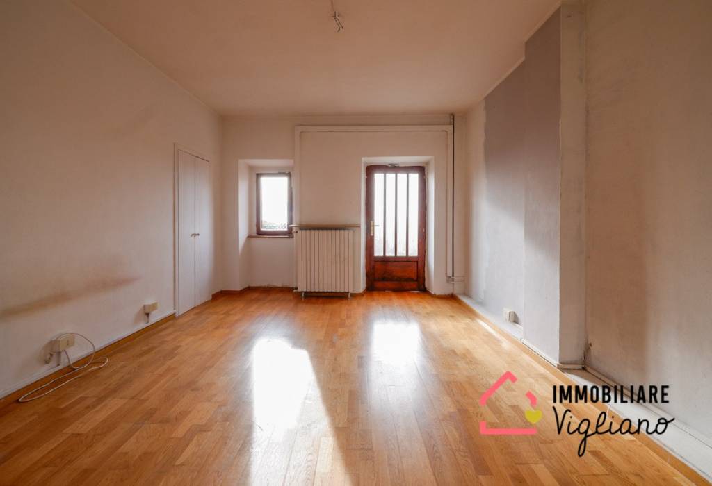 casa indipendente in vendita a Ronco Biellese in zona Centro Storico