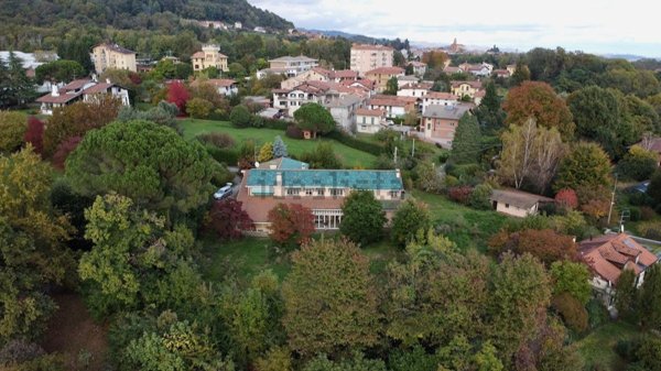 casa indipendente in vendita a Ronco Biellese in zona Regis