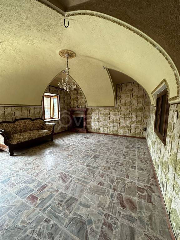 casa indipendente in vendita a Roppolo in zona Castello