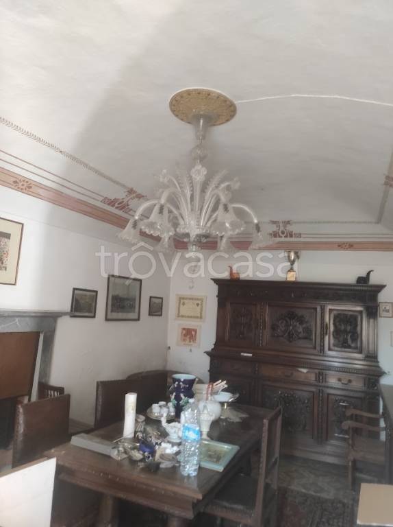 casa indipendente in vendita a Roppolo in zona Pioglio