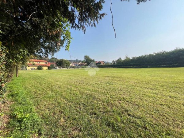 terreno agricolo in vendita a Roppolo