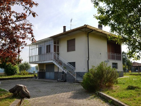 casa indipendente in vendita a Roppolo