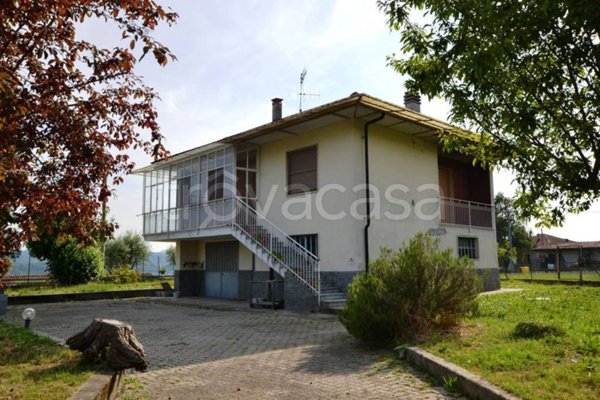 casa indipendente in vendita a Roppolo