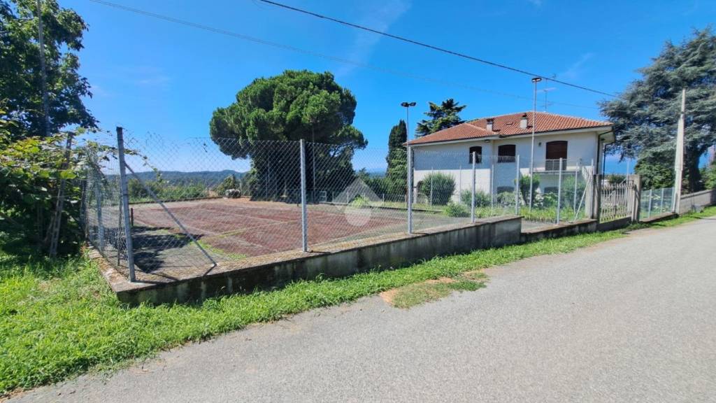 terreno edificabile in vendita a Roppolo