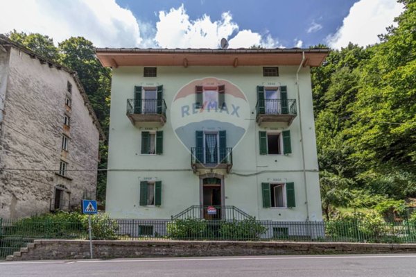 casa indipendente in vendita a Rosazza