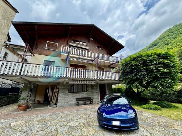 casa indipendente in vendita a Rosazza